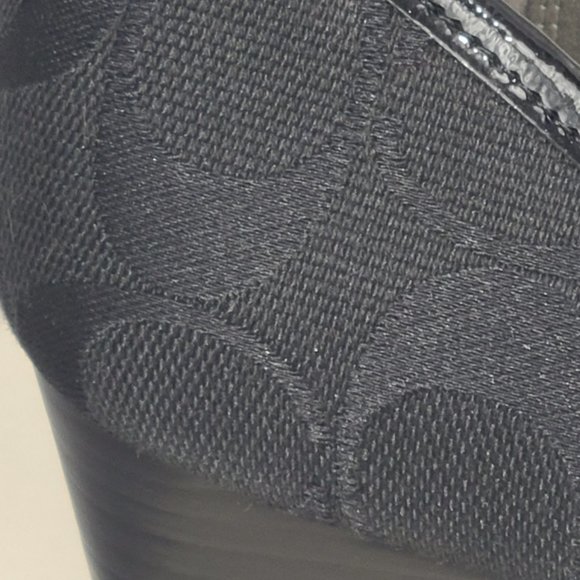 Coach Paola II Black Peep Toe Wedge Heels Pumps Womens Size 7.5 Bow C Pattern - Picture 7 of 10